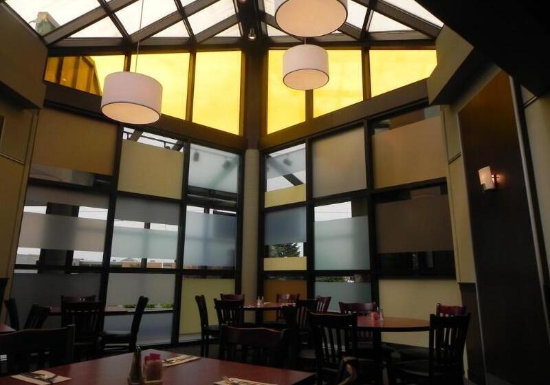 酒店 Quality Inn & Suites Bay Front