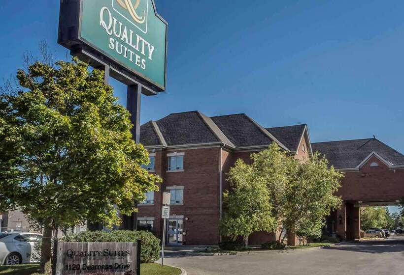 فندق Comfort Suites