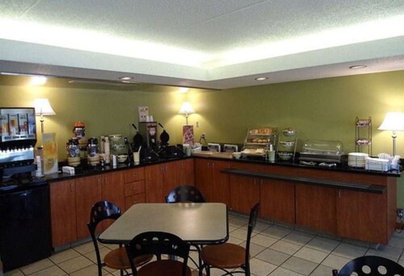 فندق Quality Suites