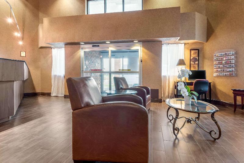 فندق Quality Suites