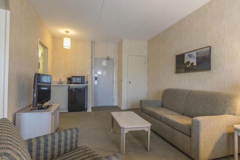 فندق Quality Suites