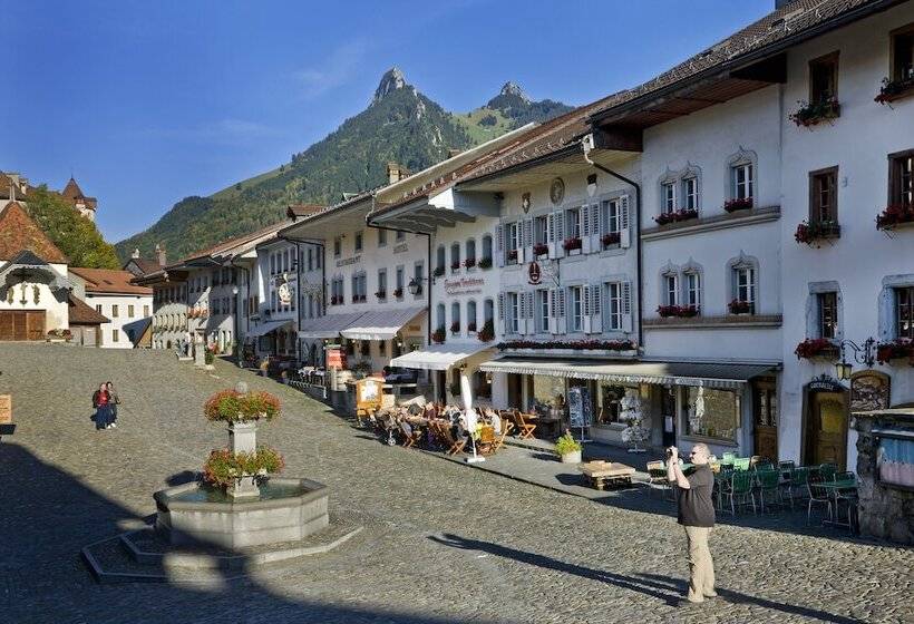 בית מלון כפרי Résidence Le Sapin & Bains De La Gruyère