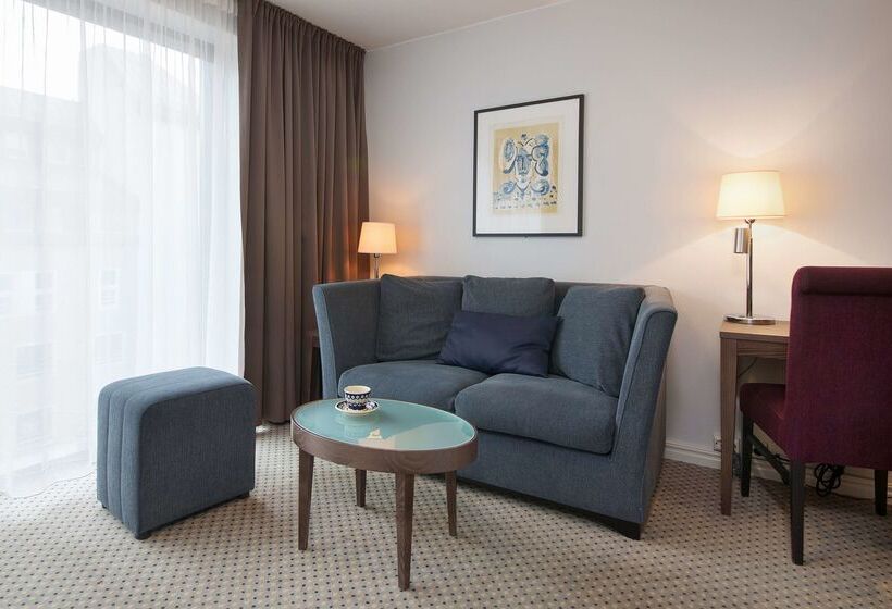 ホテル Scandic Neptun