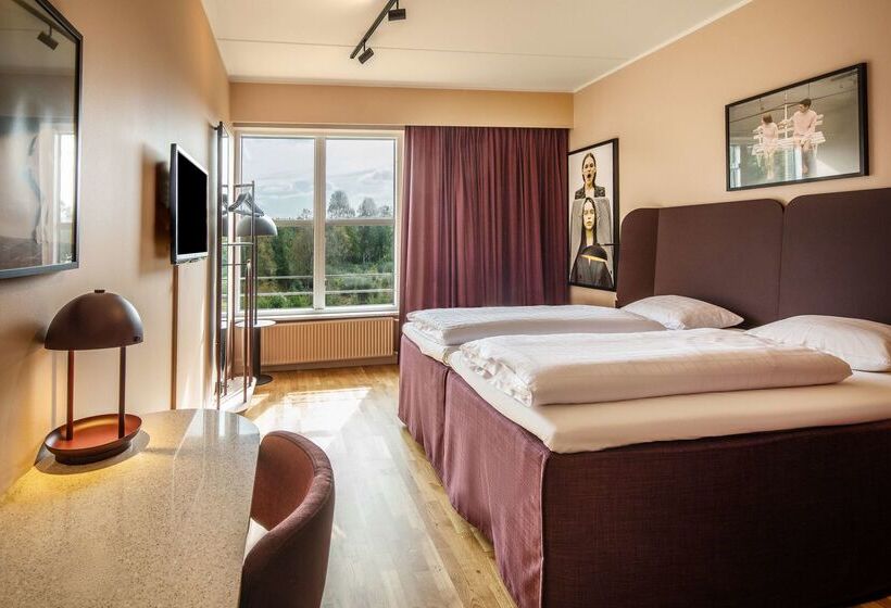 هتل Scandic Silkeborg