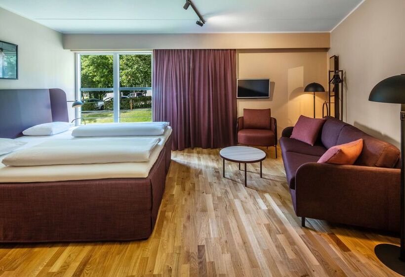 هتل Scandic Silkeborg
