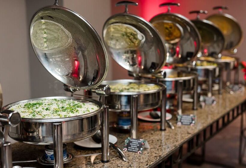 Sheraton Gateway Hotel In Toronto International Airport