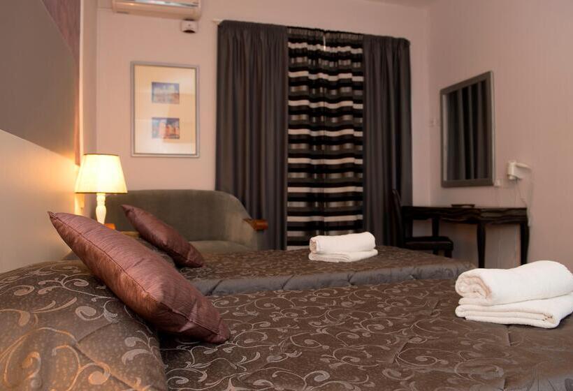 هتل Sliema Marina