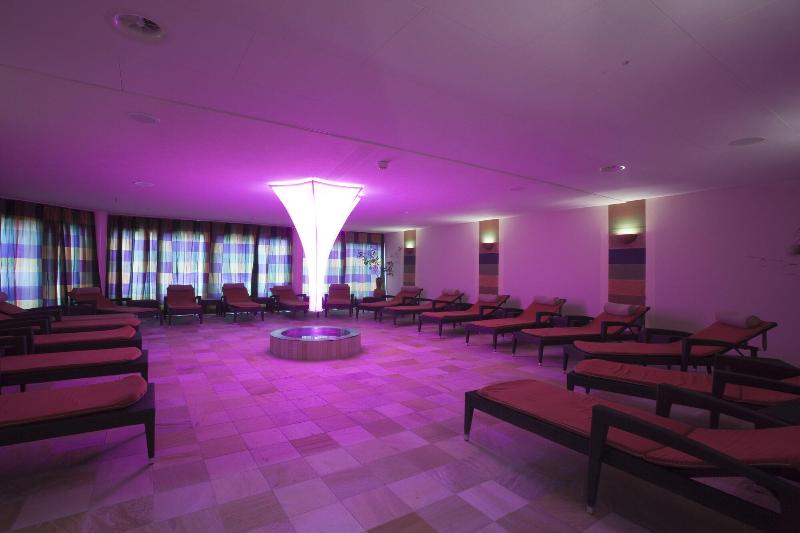 Отель Swiss Holiday Park Resort