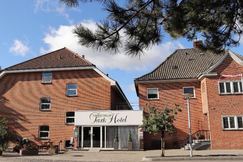 בית מלון כפרי Taastrup Park