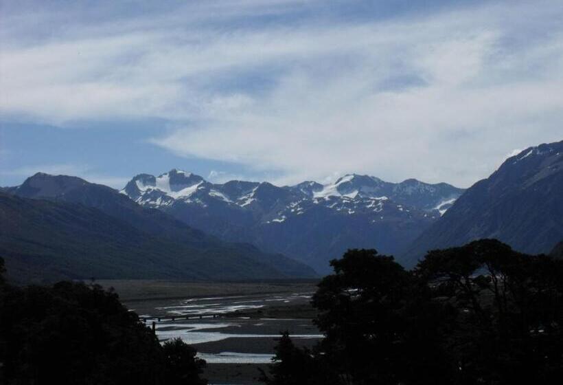 ホテル The Bealey