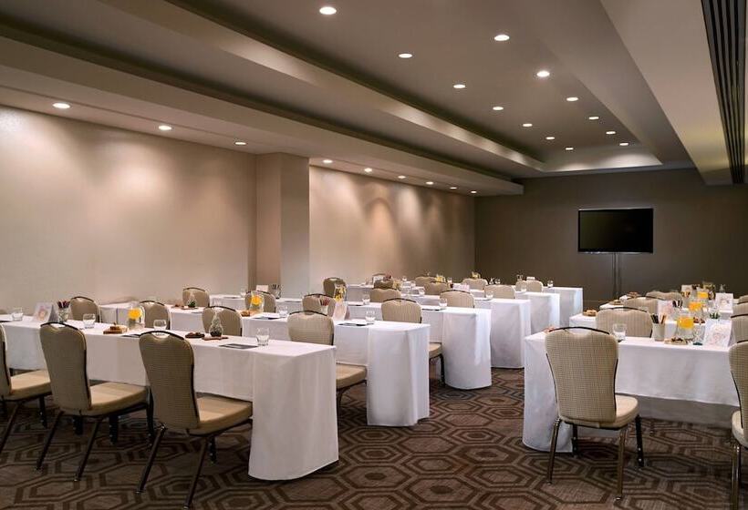 酒店 Toronto Marriott City Centre