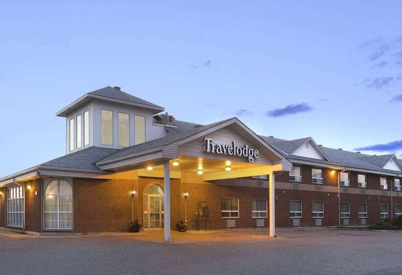 فندق Travelodge By Wyndham Timmins