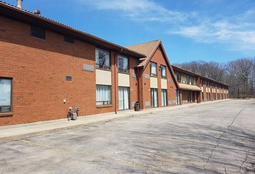 فندق Travelodge By Wyndham Welland