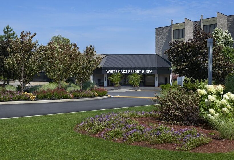 Отель White Oaks Conference & Resort Spa