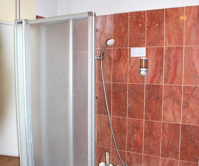 Отель Zum Kreuz