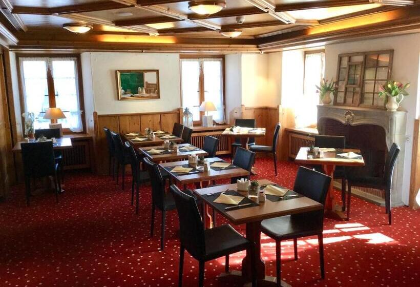 Отель Zum Kreuz