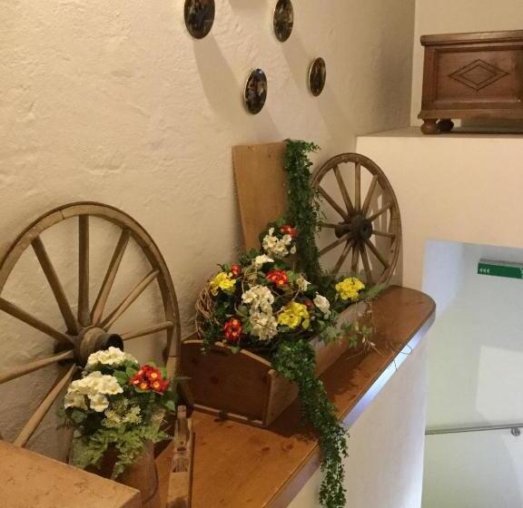 Отель Zum Kreuz