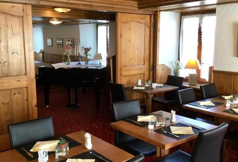 Отель Zum Kreuz