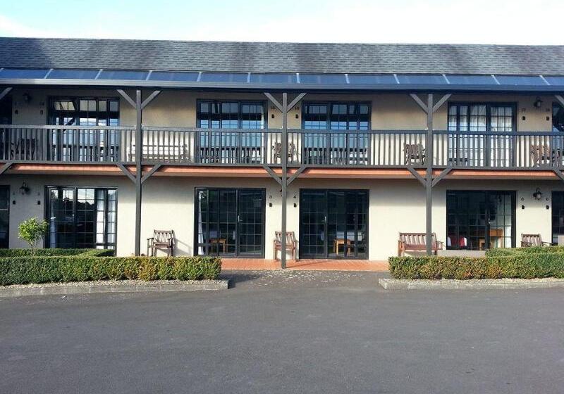 Мотель Knights Inn