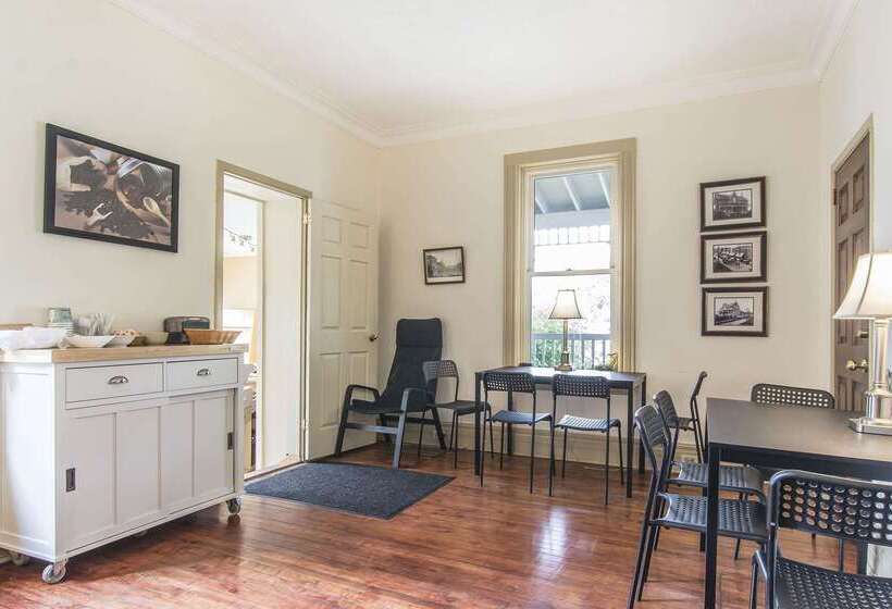 فندق على الطريق Rodeway Inn King William