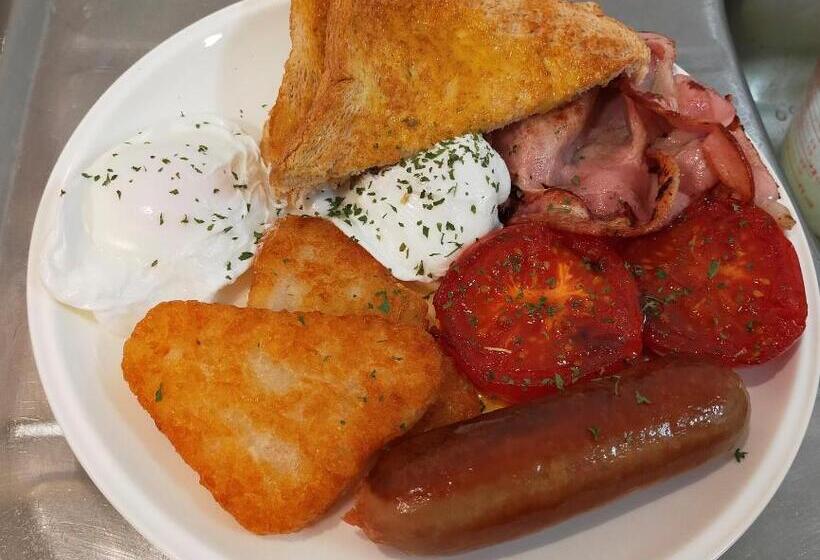 Мотель The Reef Resort