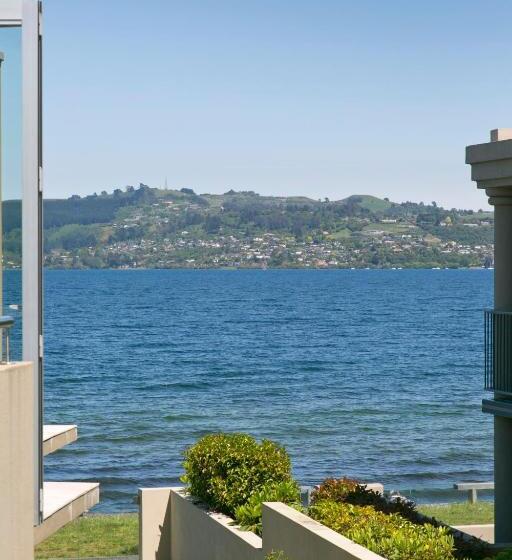 Мотель The Reef Resort