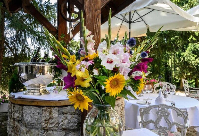 Romantik Hotel Zu Den Drei Sternen