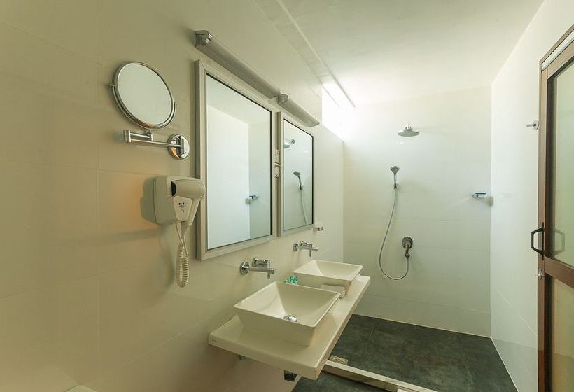 リゾートホテル Calamander Unawatuna Beach