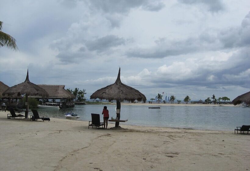 Bluewater Maribago Beach Resort