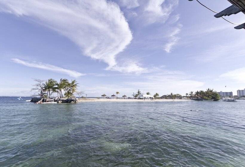 Bluewater Maribago Beach Resort