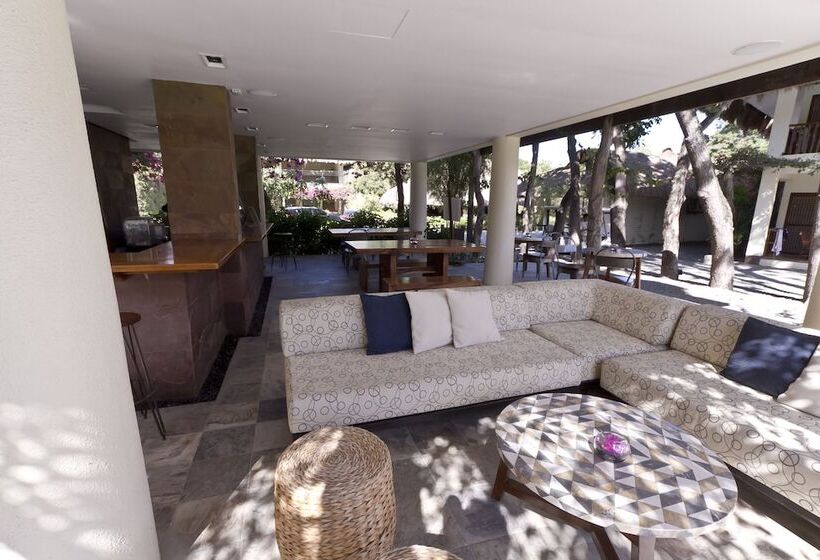 Bluewater Maribago Beach Resort