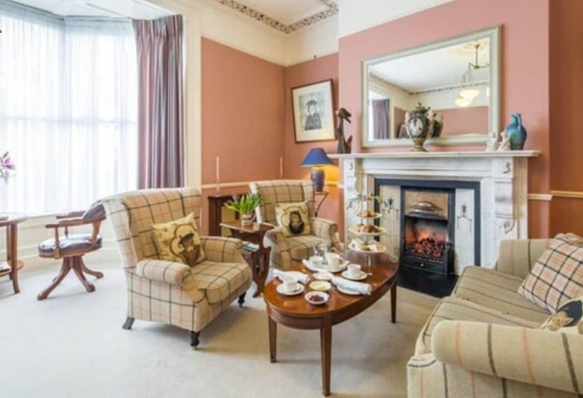 هتل Aberdeen Lodge