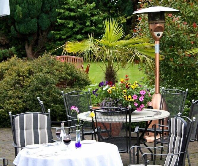 هتل Aberdeen Lodge