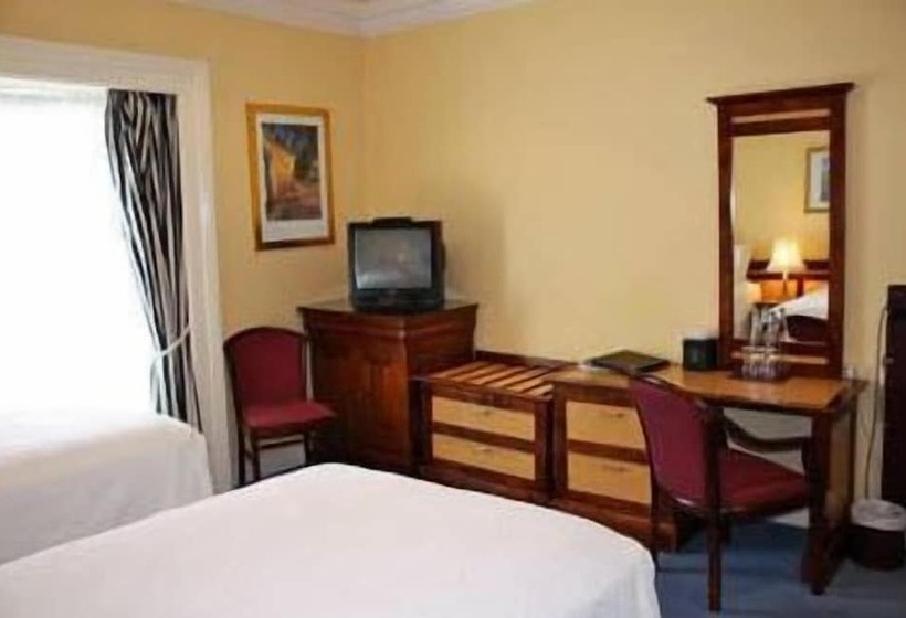 هتل Aberdeen Lodge