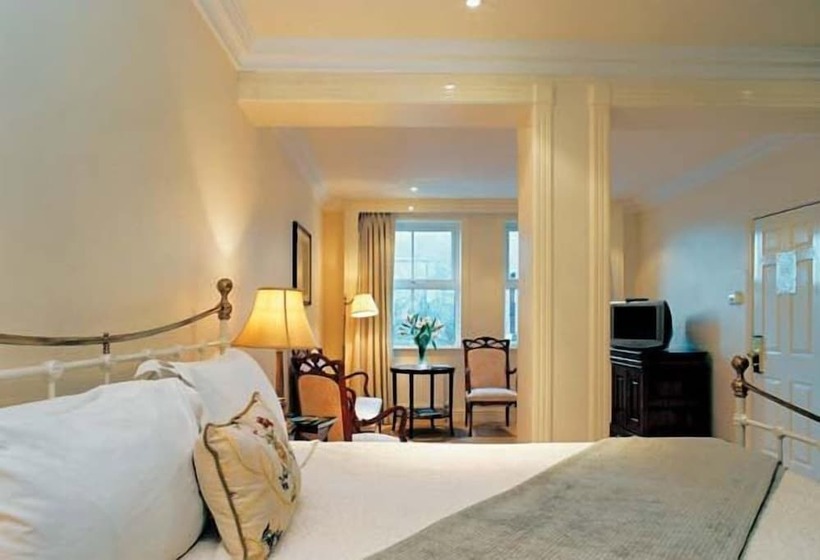 هتل Aberdeen Lodge