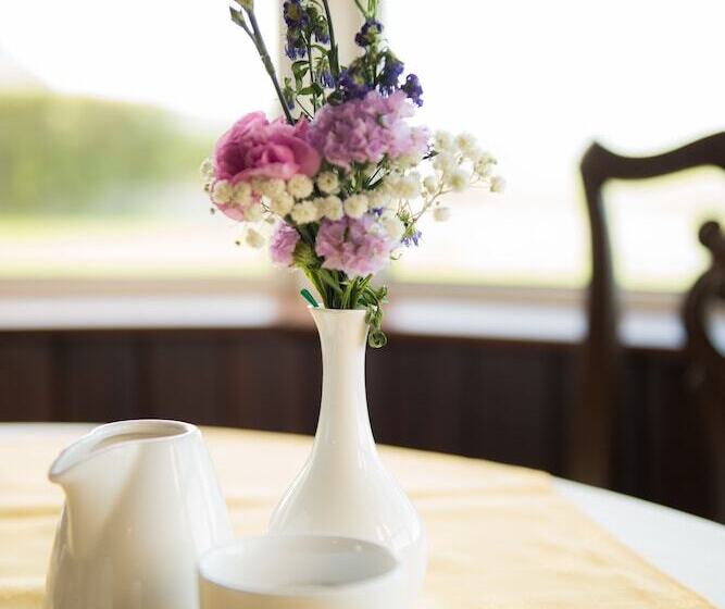 فندق Aran View Country House