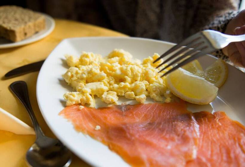 فندق Aran View Country House