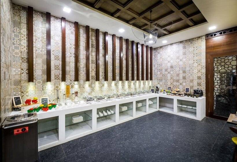 בית מלון כפרי Asansol International