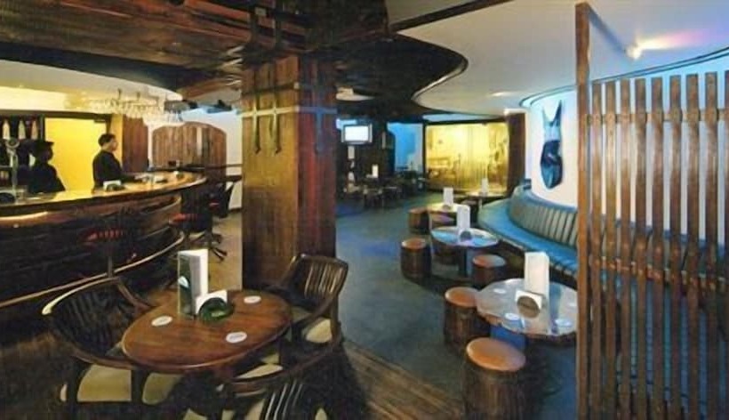 Отель Aurora Towers