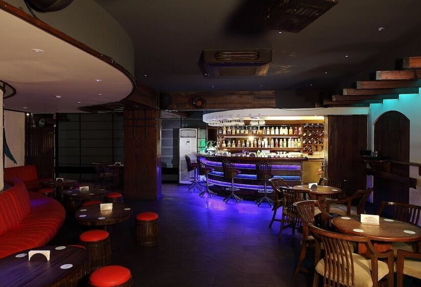 Отель Aurora Towers