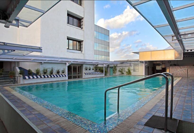 Отель Aurora Towers