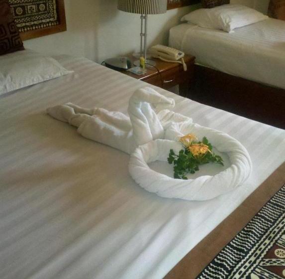 호텔 Capricorn International