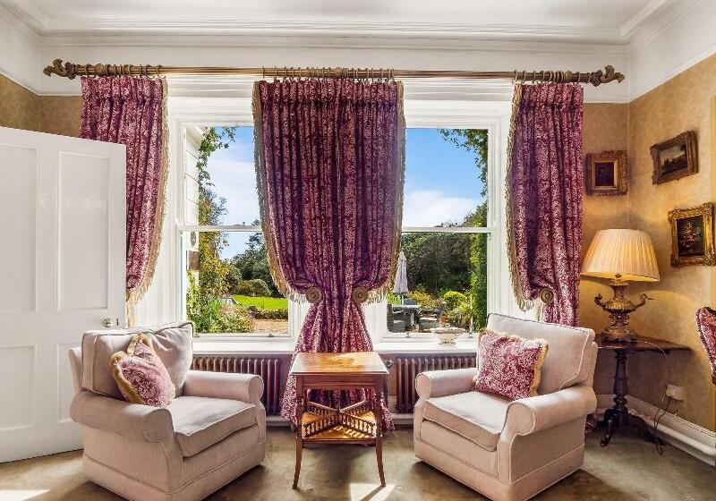 فندق Cashel House