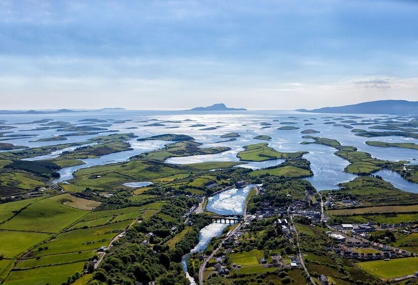 Castlecourt Hotel, Spa & Leisure