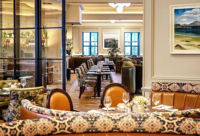 Castlecourt Hotel, Spa & Leisure