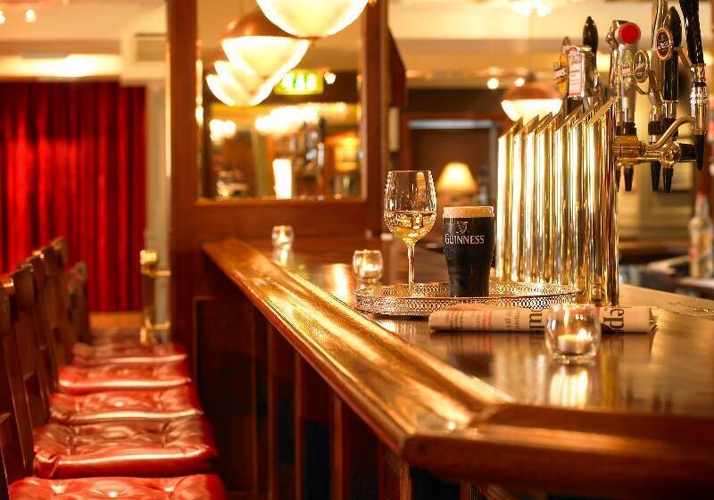 Castlecourt Hotel, Spa & Leisure