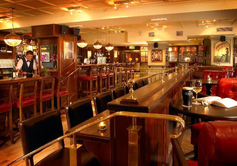 Castlecourt Hotel, Spa & Leisure