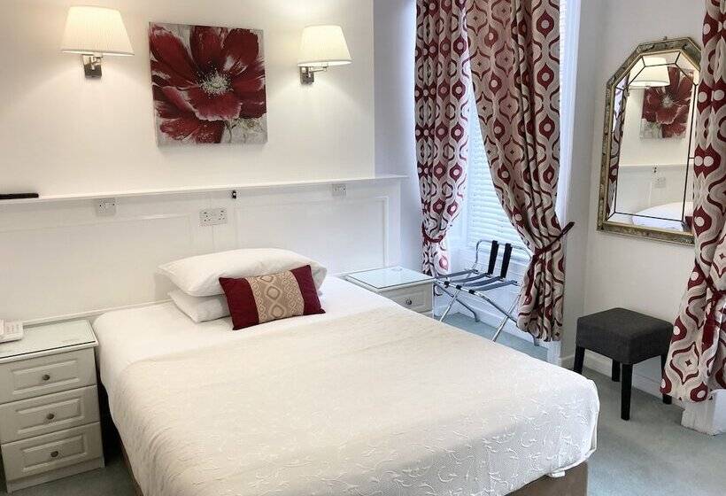 בית מלון כפרי Dergvale