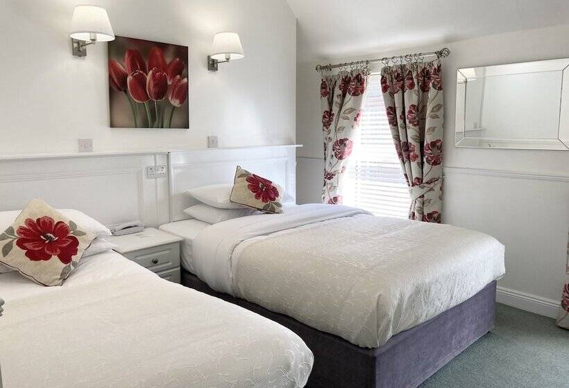 בית מלון כפרי Dergvale