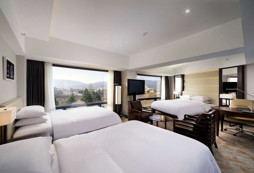 בית מלון כפרי Hilton Gyeongju
